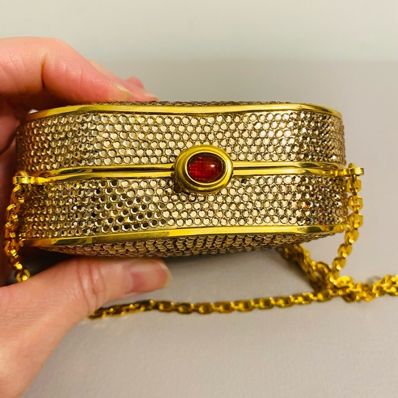 <SOLD> Authentic Judith Leiber mini clutch - Picture 4 of 12